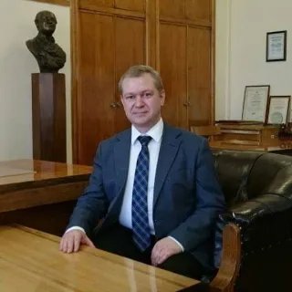 Станислав Дмитриев