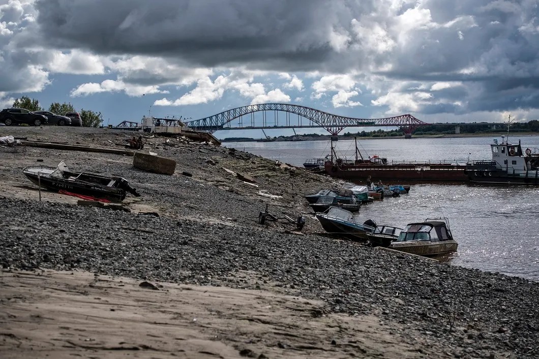 Лодочная стоянка на берегу реки Иртыш. Фото: РИА Новости
