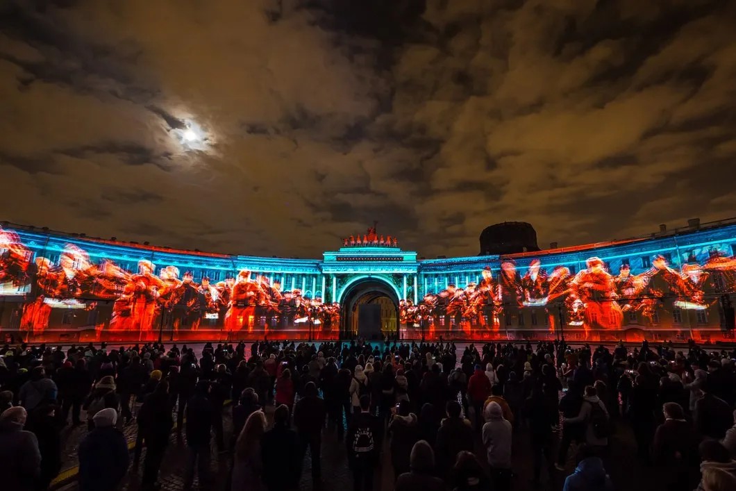 Фестиваль света в Петербурге. Фото: @festivalsvetaspb