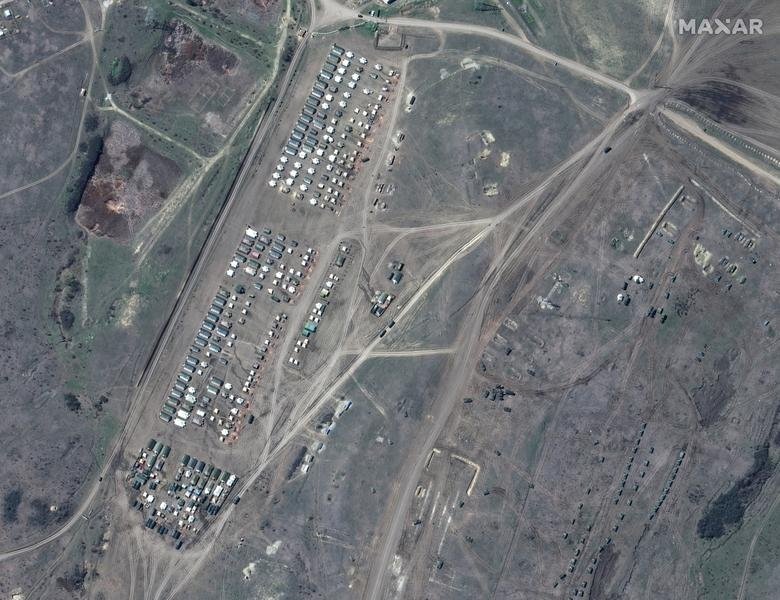 Спутниковые снимки российского лагеря вооруженных сил у украинской границы. Весна 2021 года. Фото: WSJ / MAXAR
