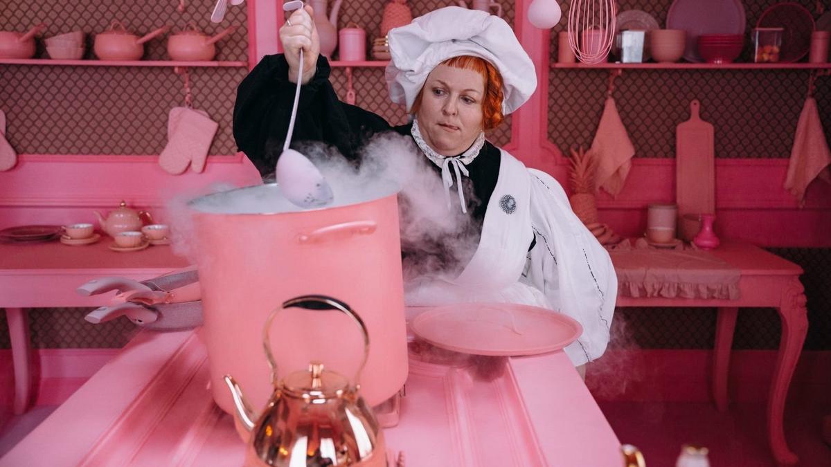 Алиса-лайт, или Королевство кривых зеркал