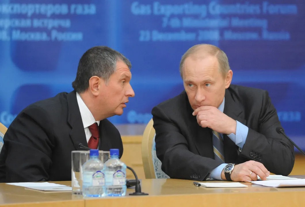 Игорь Сечин и Владимир Путин. Фото: ТАСС