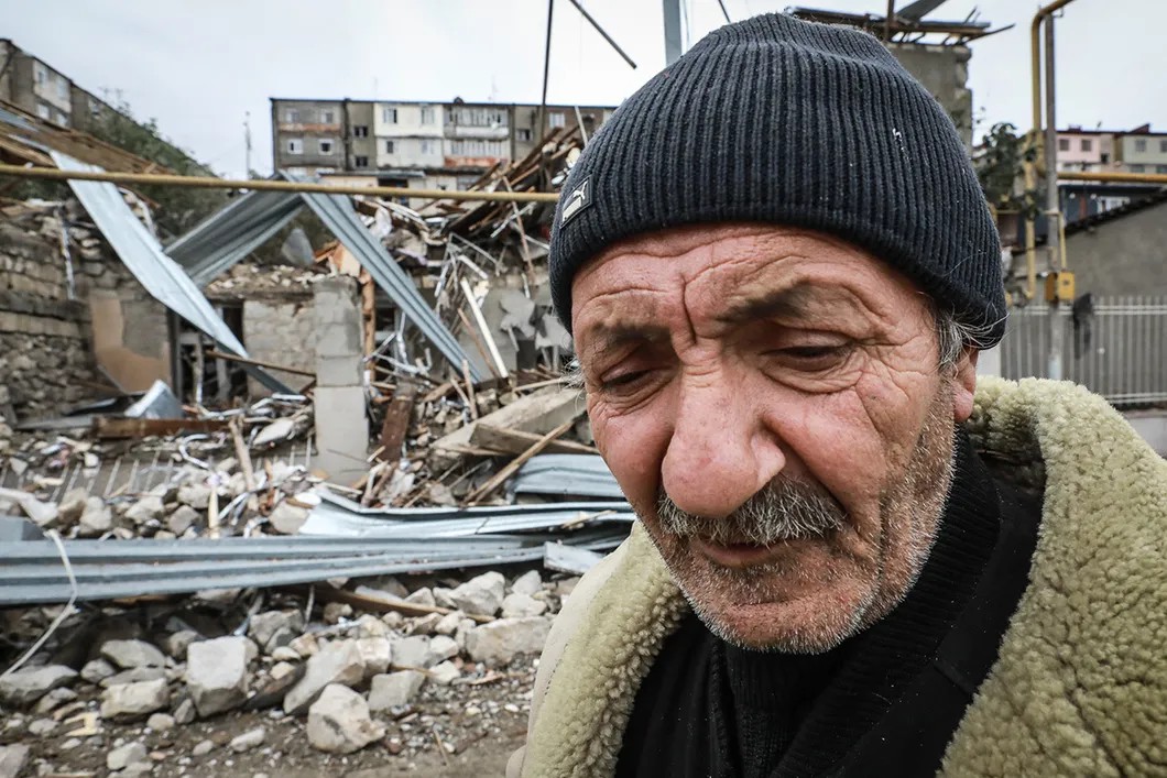 Последствия ракетного удара по Степанакерту. Фото: Павел Волков, специально для «Новой газеты»