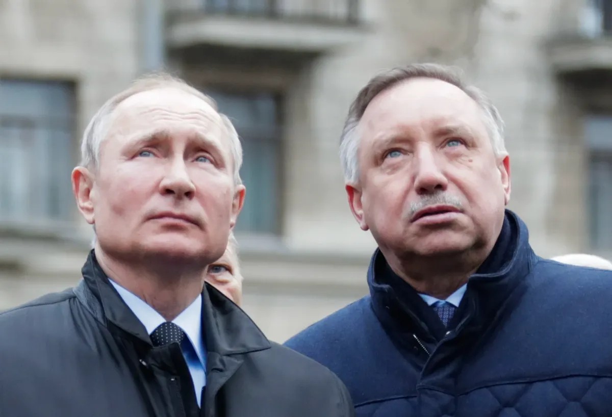 Mr. Putin and Mr. Beglov. Photo by RIA Novosti