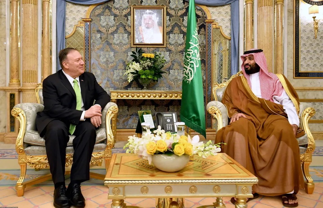 Майкл Помпео и саудовский король. Фото: East News