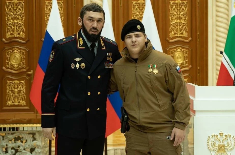 Адам Кадыров с Магомедом Даудовым, руководителем чеченского парламента