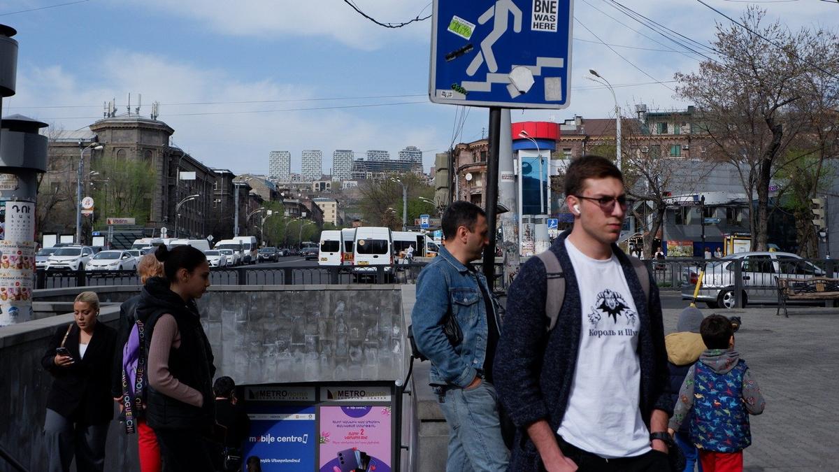 «Многие армяне испытали разочарование, когда релоканты стали уезжать в ЕС и возвращаться в Россию». Фото: Андрей Новашов