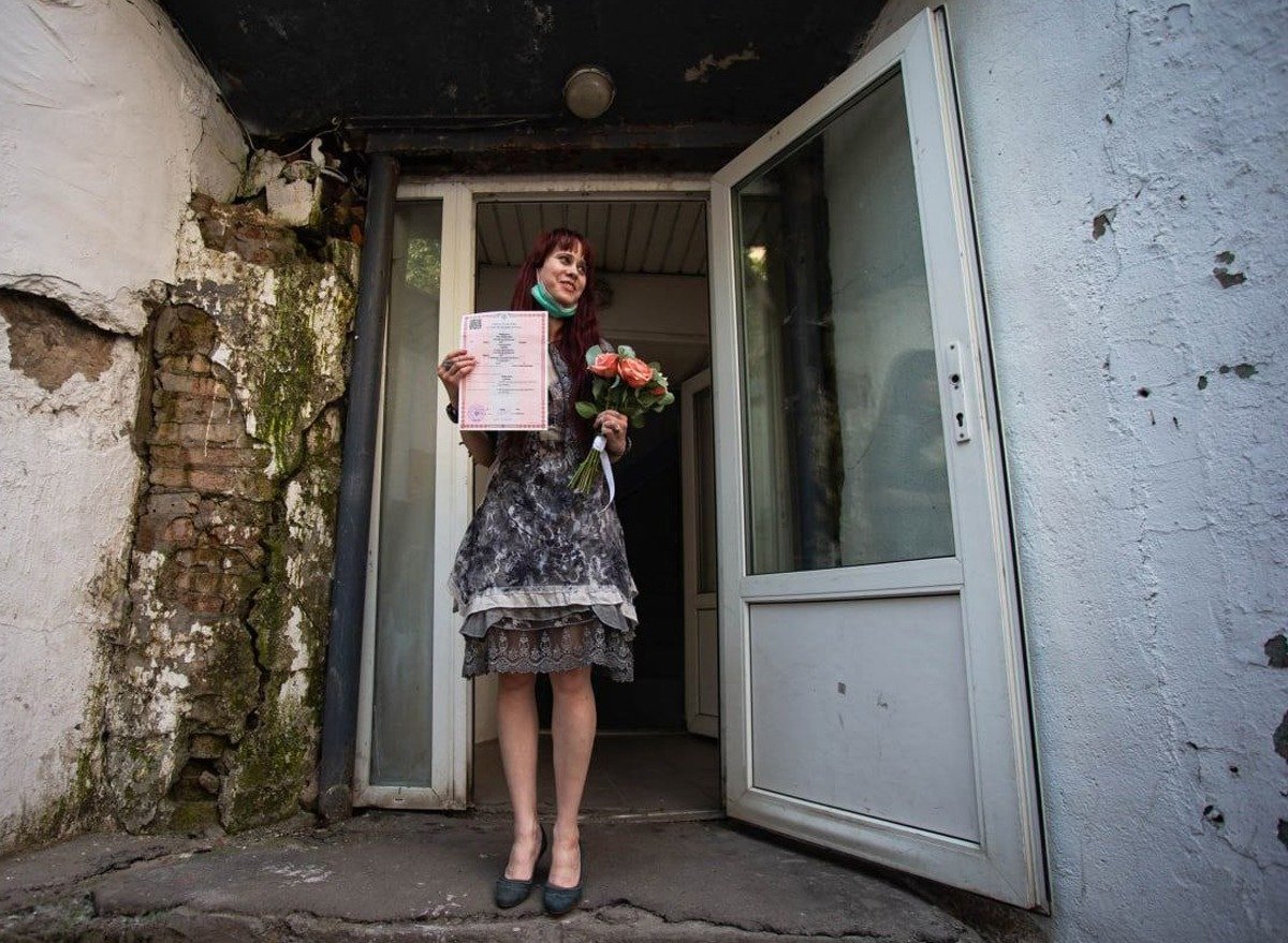 Елена Горбань после бракосочетания в следственном изоляторе «Бутырка», 23 июня 2021 г. Фото: SOTA