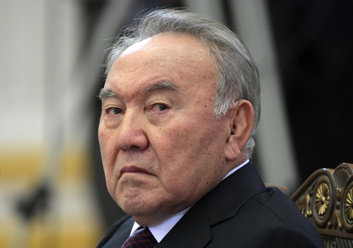 Нурсултан Назарбаев наконец появился на публике, чтоб объявить себя пенсионером на заслуженном отдыхе. Фото: РИА Новости