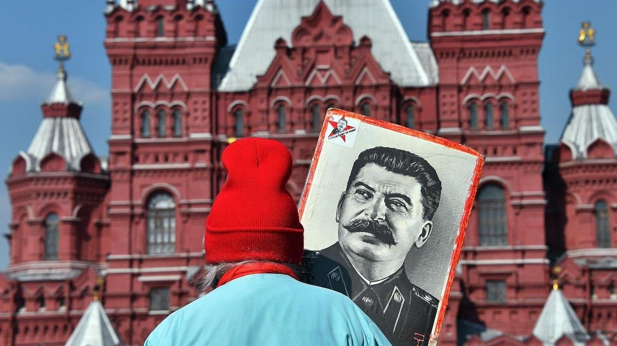 Почему любят Сталина