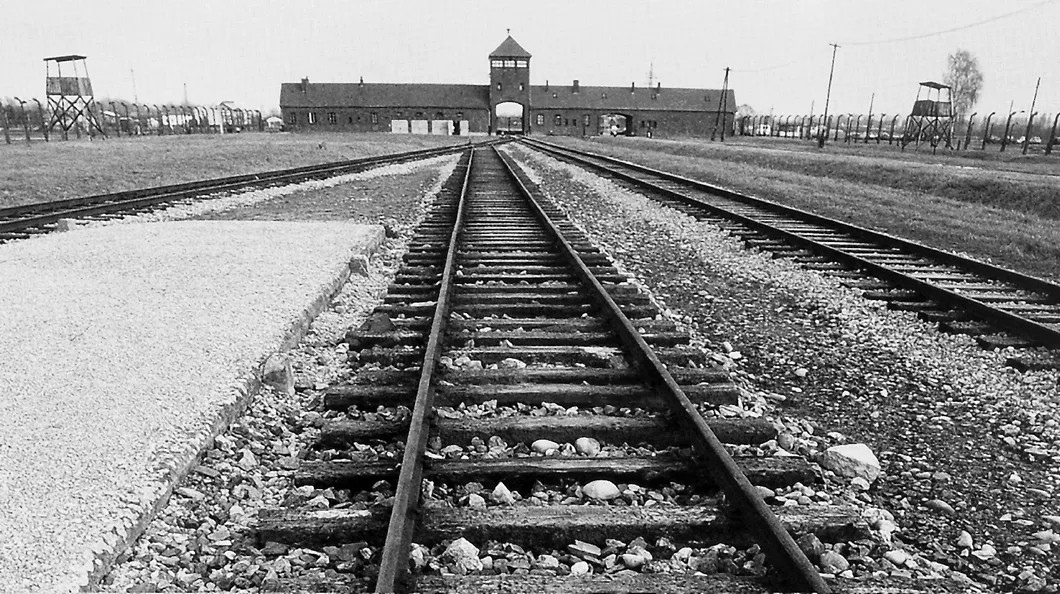 Опустевшая рампа Аушвиц-Биркенау. Фото из архива
