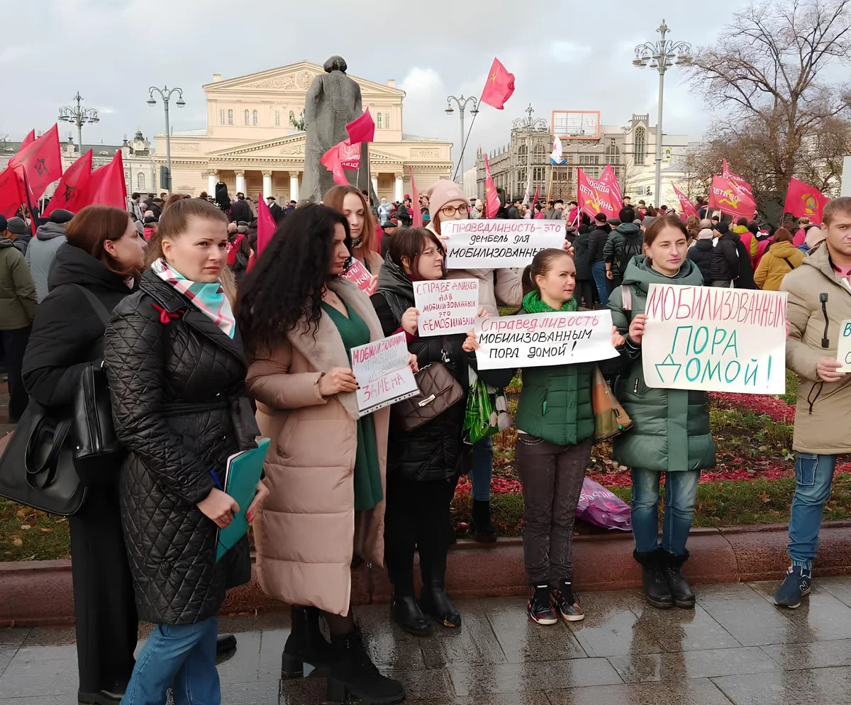 Страна Февраль. Россия: 24.02.22 — 24.02.24. Неправительственный доклад  «Новой газеты» — Новая газета