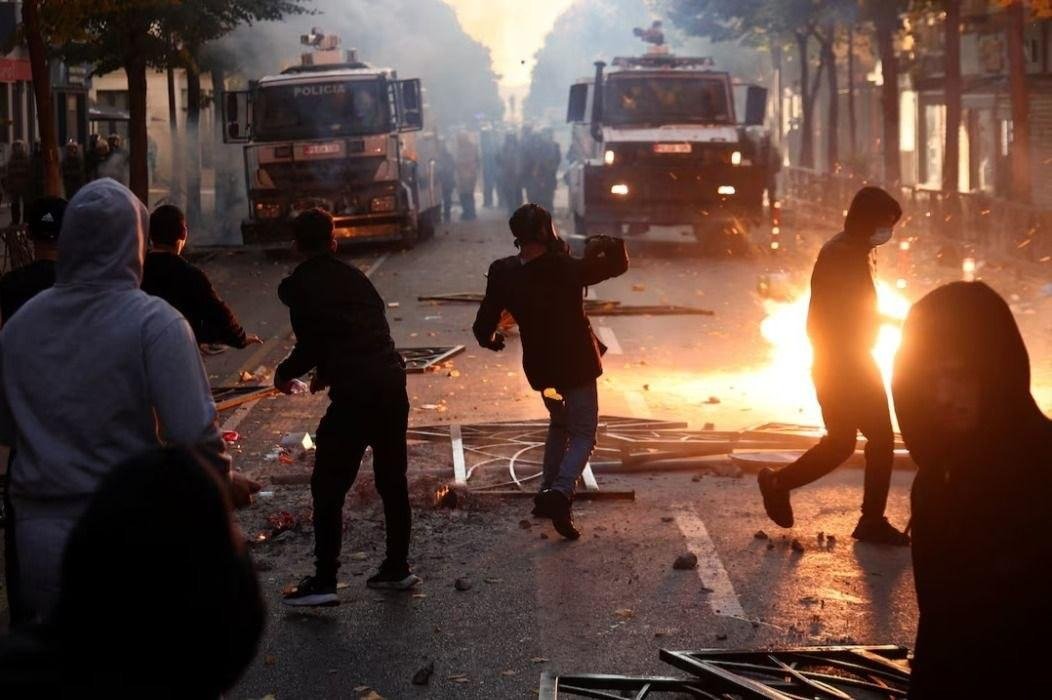 Акция протеста в Тиране. Фото: «Балканарь»