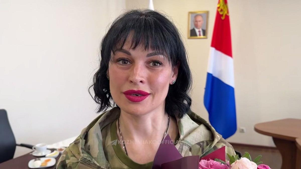 Тигрицы готовятся к прыжку