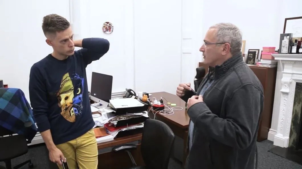 Юрий Дудь и Михаил Ходорковский. Кадр Youtube