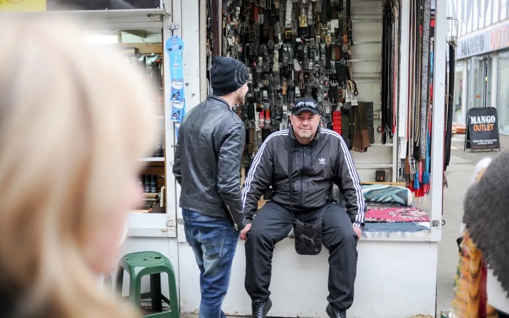 Продавцы в Вишняках, Краснодар. Фото: Борис Мальцев / Кублог