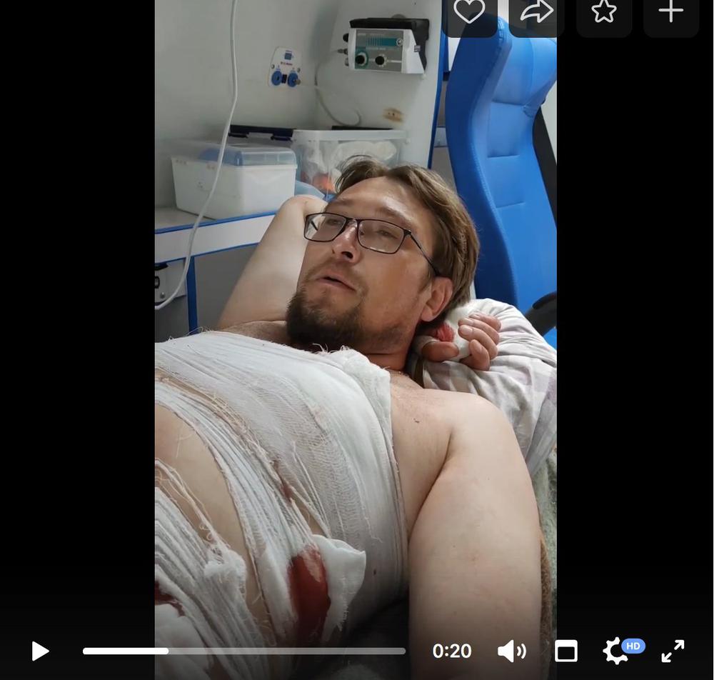 Роман Герасимов записывает видео из больницы. Взято из группы ВКонтакте «Сосновка — не помойка!»