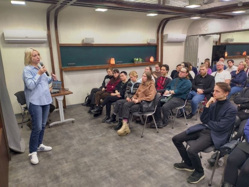 Выступление Екатерины Дунцовой. Отделение партии «Рассвет», Пермский край. Фото: соцсети