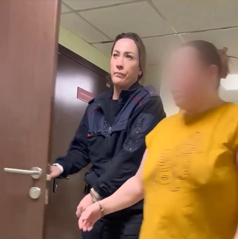 Суд заключил в СИЗО мать, заморившую голодом сына. Кадр съемки регионального ГСУ СК