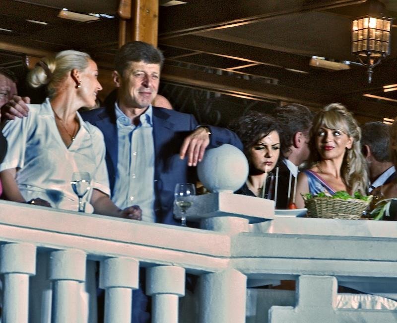 Дмитрий Козак с супругой. Фото: Дмитрий Азаров / Коммерсантъ