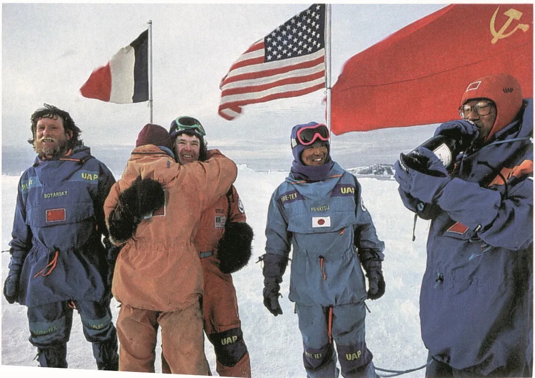 Финиш экспедиции на антарктической станции Мирный. Фото из личного архива Виктора Боярского