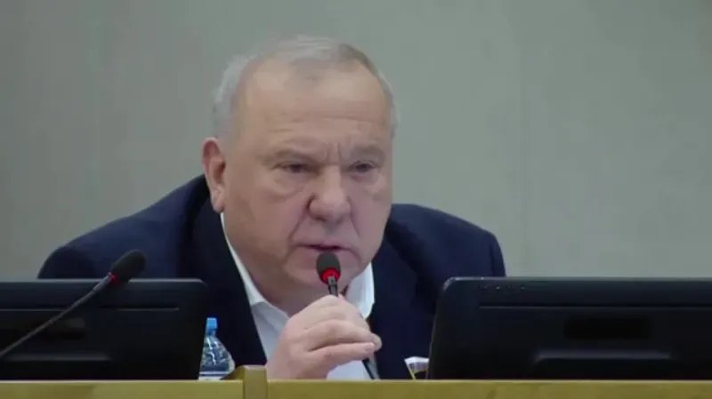 Генерал Владимир Шаманов в Госдуме. Скриншот