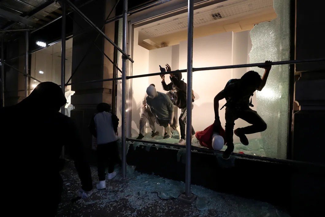 Погромы в Нью-Йорке. Фото: Reuters