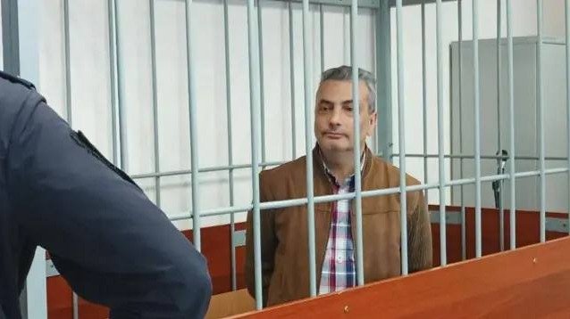 Зампреду «Яблока» Льву Шлосбергу* запросили 12 лет колонии. Дело связано с репостом карикатуры на Путина и призывах к миру в Украине