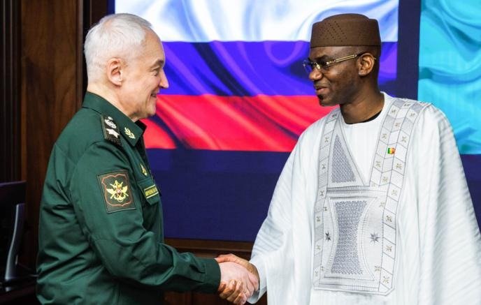 Встреча министра обороны РФ Андрея Белоусова с министром обороны Мали Садио Камара в Москве, 2025 год. Фото: Минобороны РФ