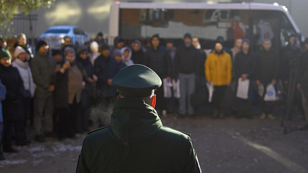 «Раньше боялись весны и осени. Теперь — всего года»