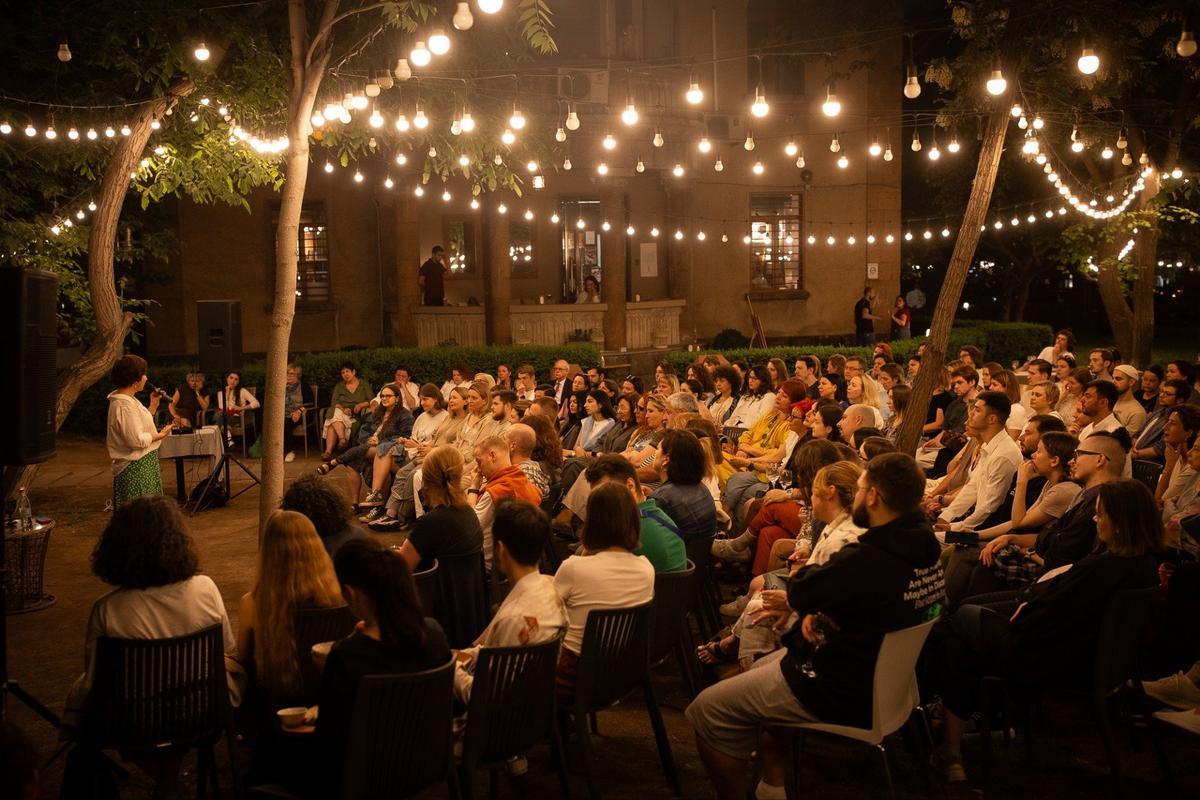 Встреча на лужайке Common Ground с Екатериной Гордеевой*