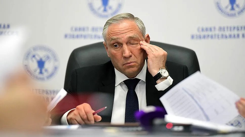 Попросили показать зубы