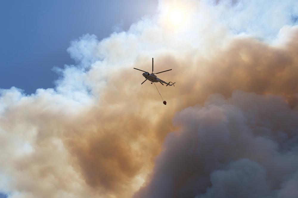 Тушение пожара с вертолета в Мармарисе. Фото: Ирек Шаманаев