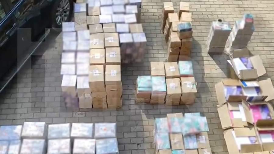 Руководство «Эксмо» задержали по «экстремистскому делу»