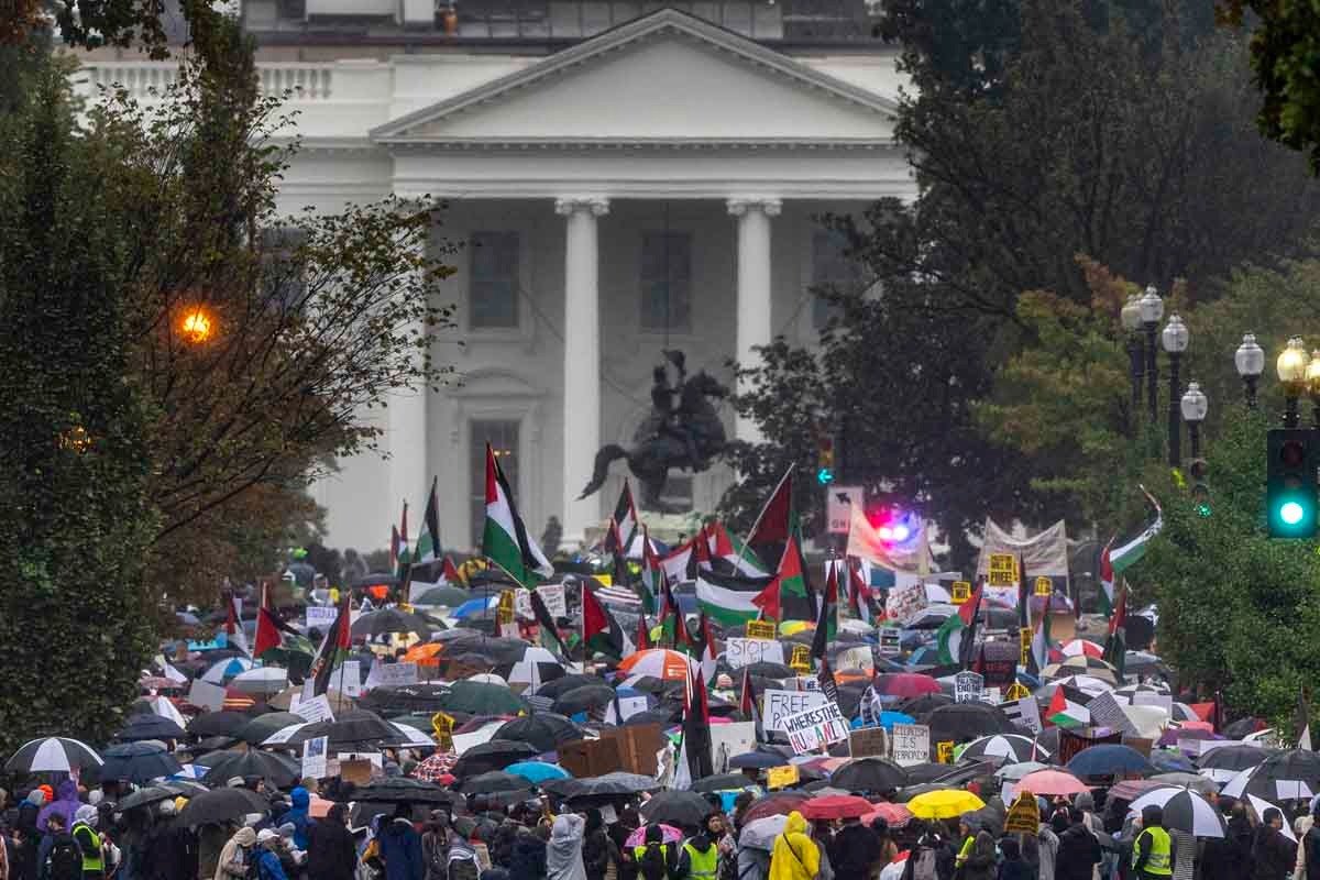 Акция в поддержку Палестины у Белого дома в Вашингтоне. Фото: AP / TASS