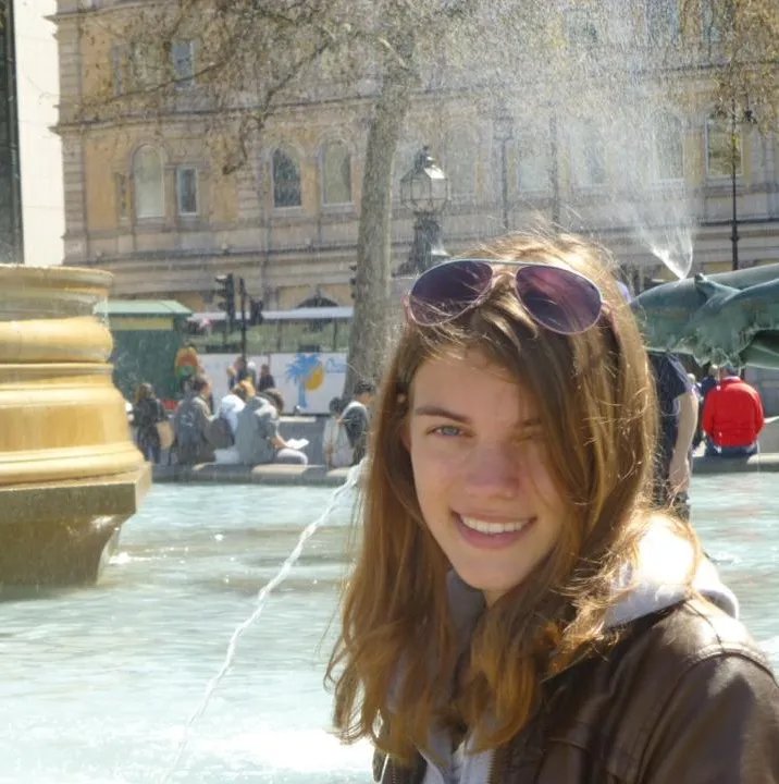 17-летняя Эльземик де Борст, погибшая в авиакатастрофе MH17. Facebook.com