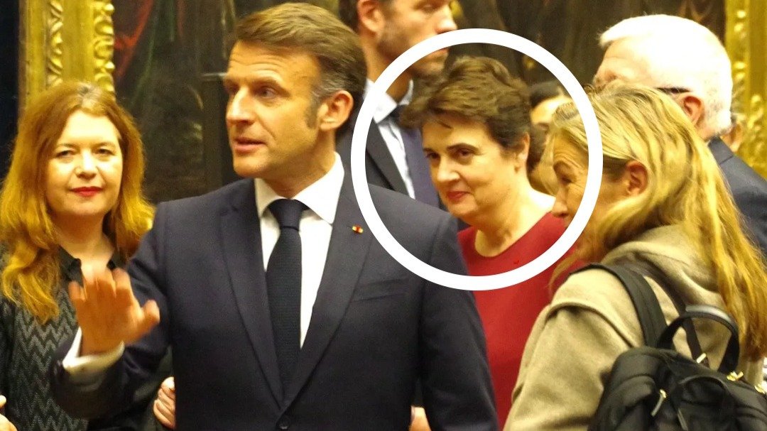 У директора Лувра украли работу