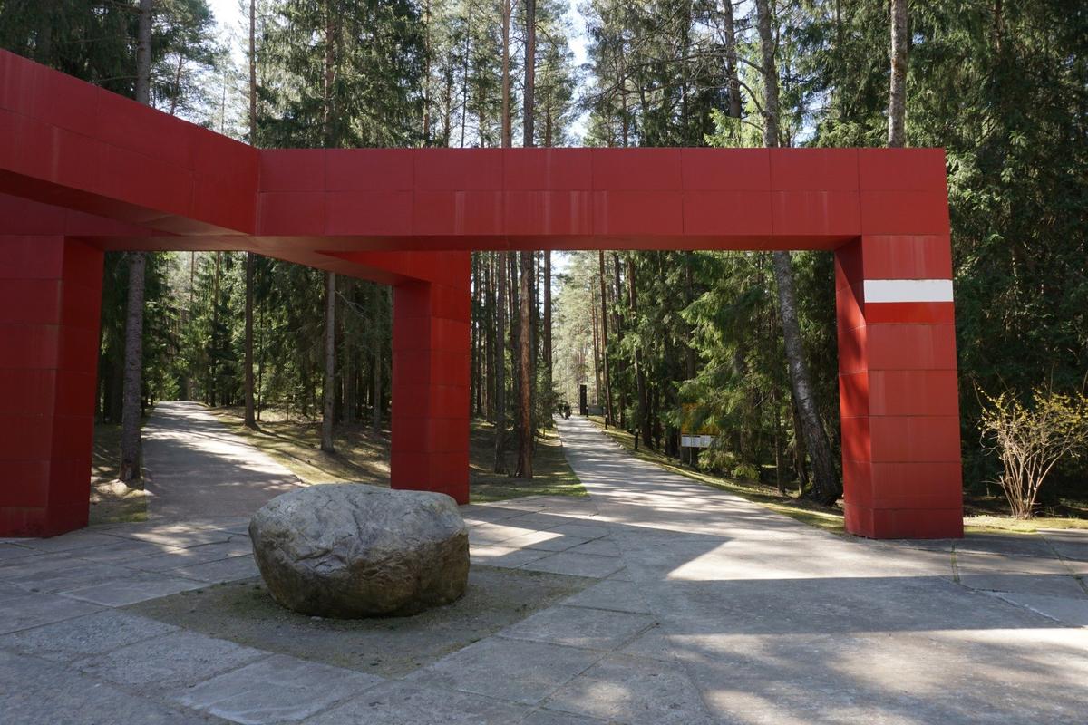 Мемориальный комплекс «Катынь». Фото: Александр Артёменков / ТАСС