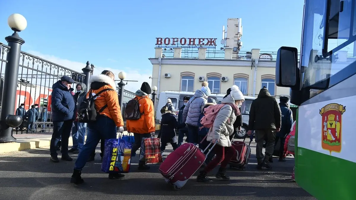 Пункт безвременного размещения. Беженцы из Украины до сих пор живут в  лагерях в Ростове и Таганроге. Репортаж «Новой» — Новая газета