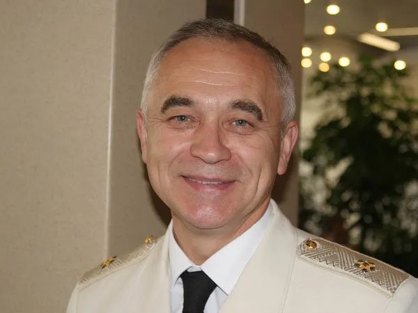 Контр-адмирал Вячеслав Апанасенко