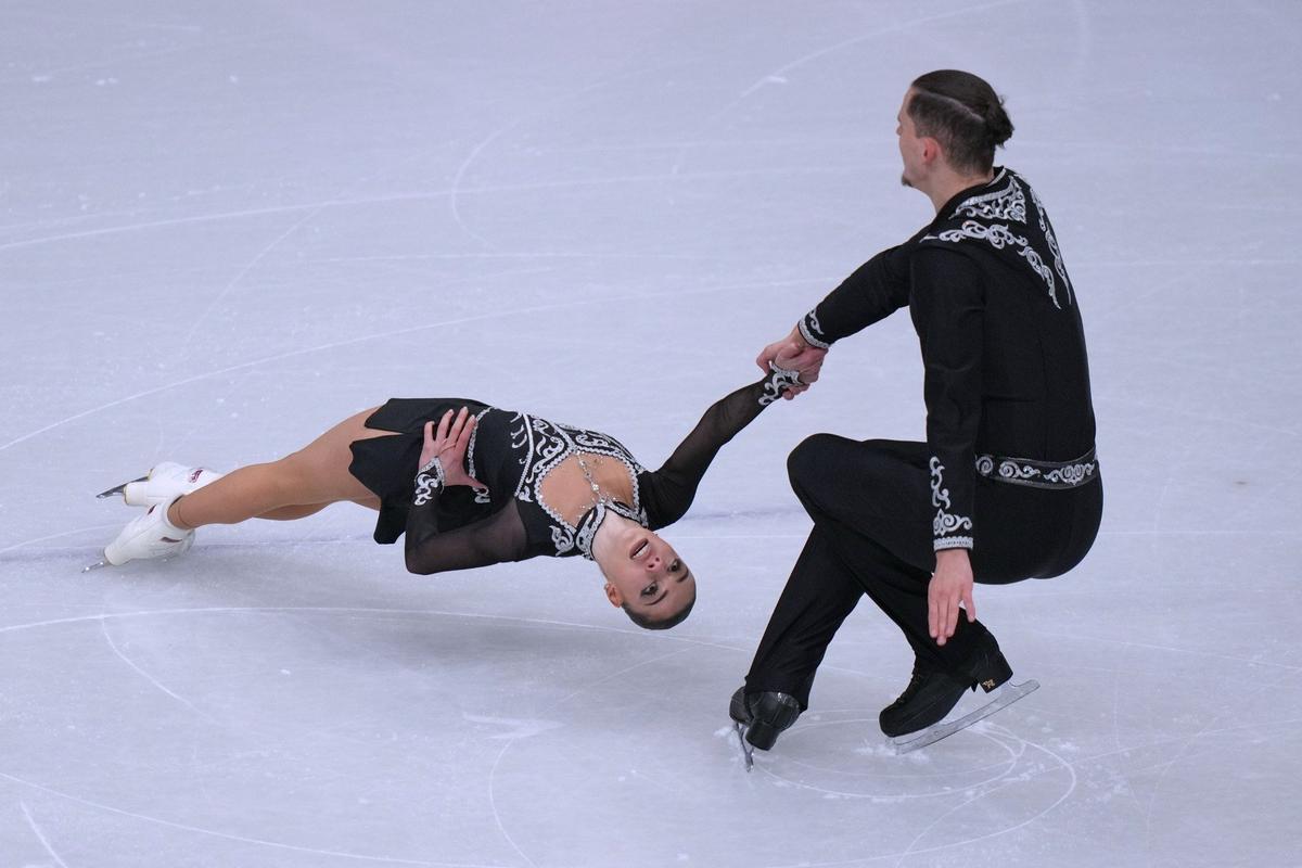 Карина Акопова и Никита Рахманин. Фото: AP / TASS