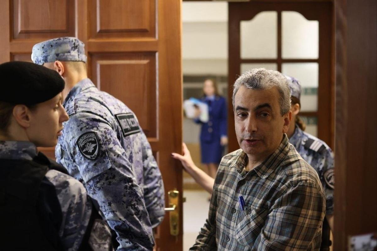 Суд по делу Льва Шлосберга. Фото: Пресс-служба Псковского «Яблока»