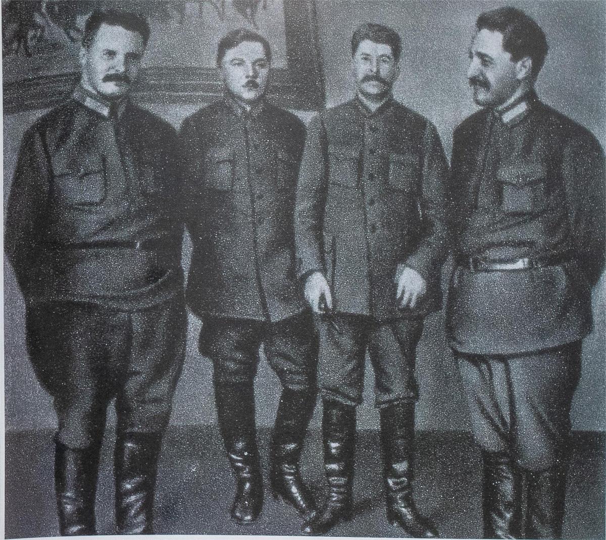 На этом снимке: кто остался к 1939 году