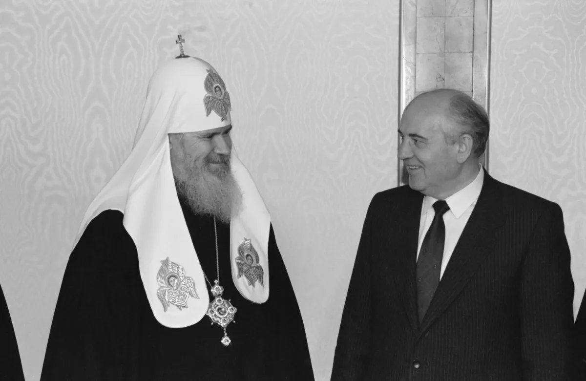 Встреча М.С. Горбачев и Патриарха Алексея. Фото: Александр Сенцов / Фотохроника ТАСС
