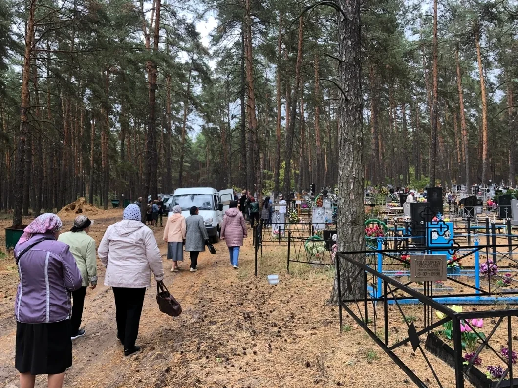 «Дело развалится, а человек уже не вернется». Бабушка юриста воронежского  штаба Навального умерла после обысков по делу ФБК — Новая газета