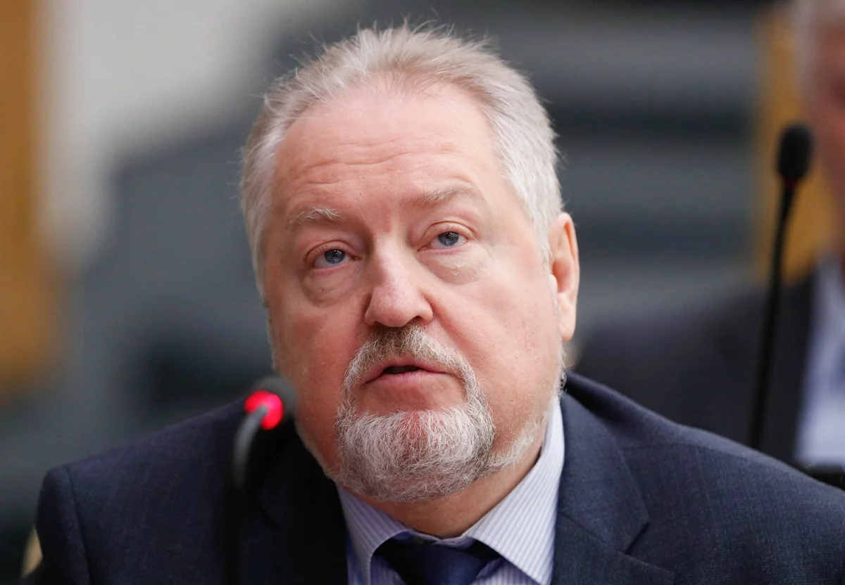 Сергей Обухов на пленарном заседании Государственной думы РФ. Фото: Марат Абулхатин / Пресс-служба Госдумы РФ / ТАСС