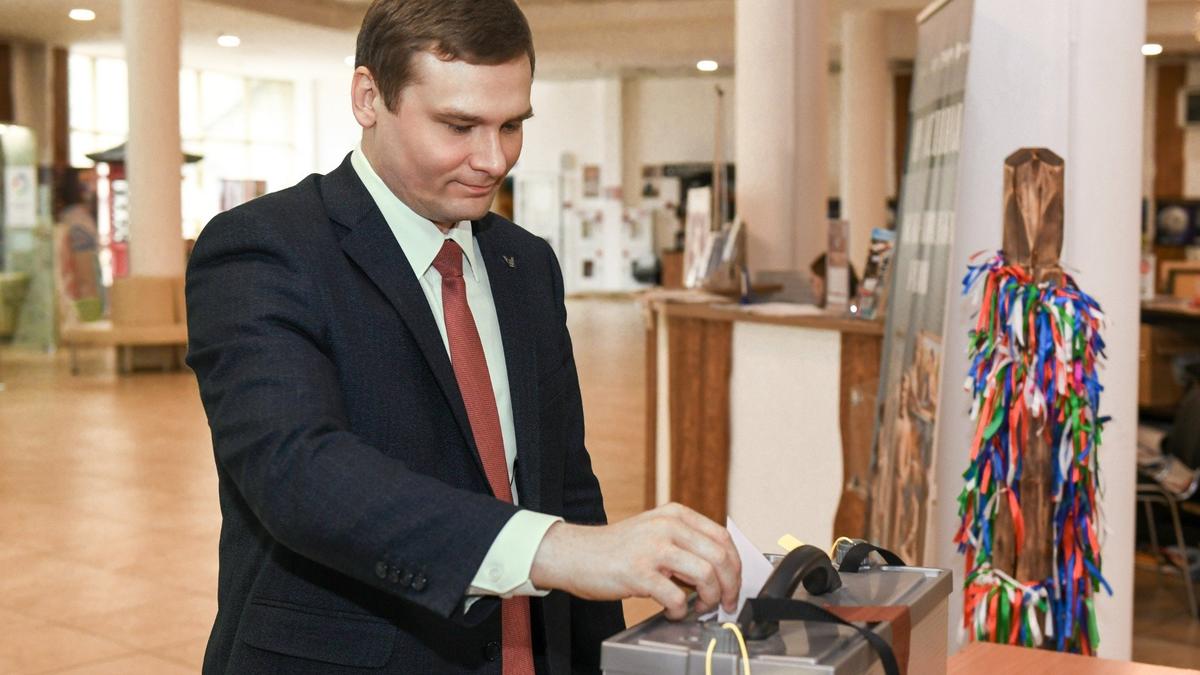 А больше, чем Путина, в Сибири теперь любят Сталина