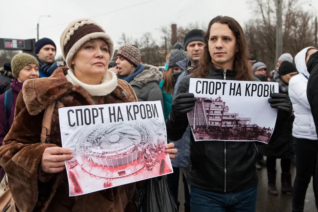 Митинг в память рухнувшего СКК в Петербурге. Фото: Елена Лукьянова / «Новая в Петербурге»