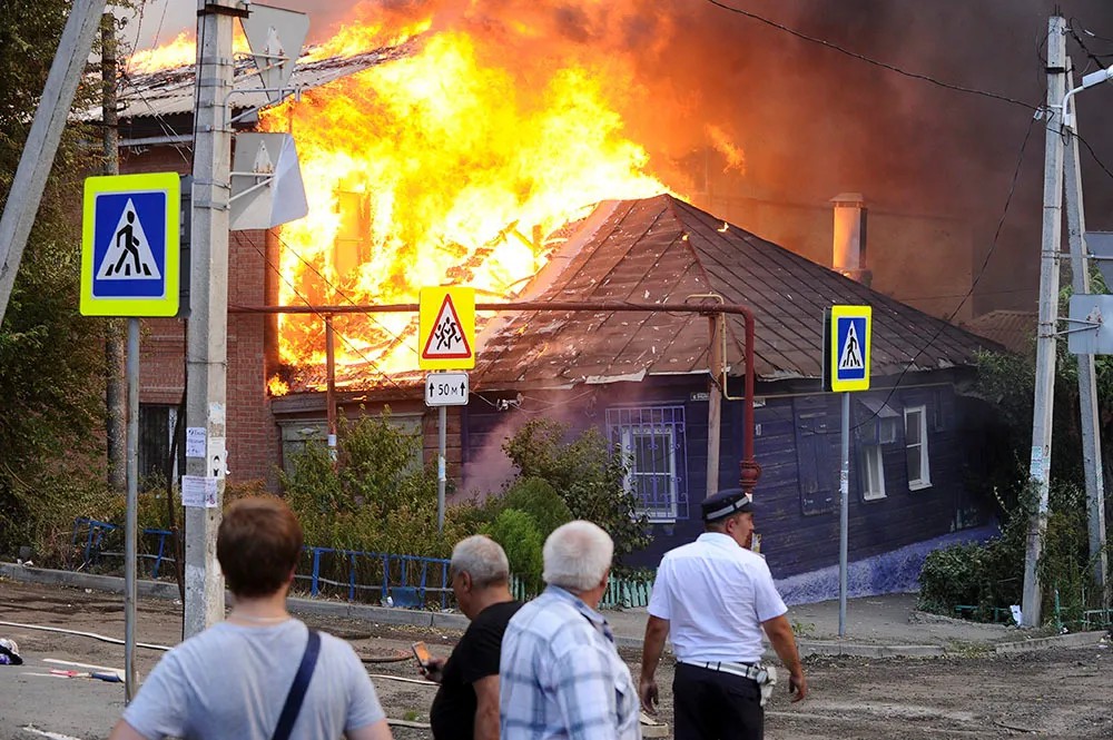 Пожар в центре Ростова-на-Дону в августе 2017 года. Фото: ТАСС