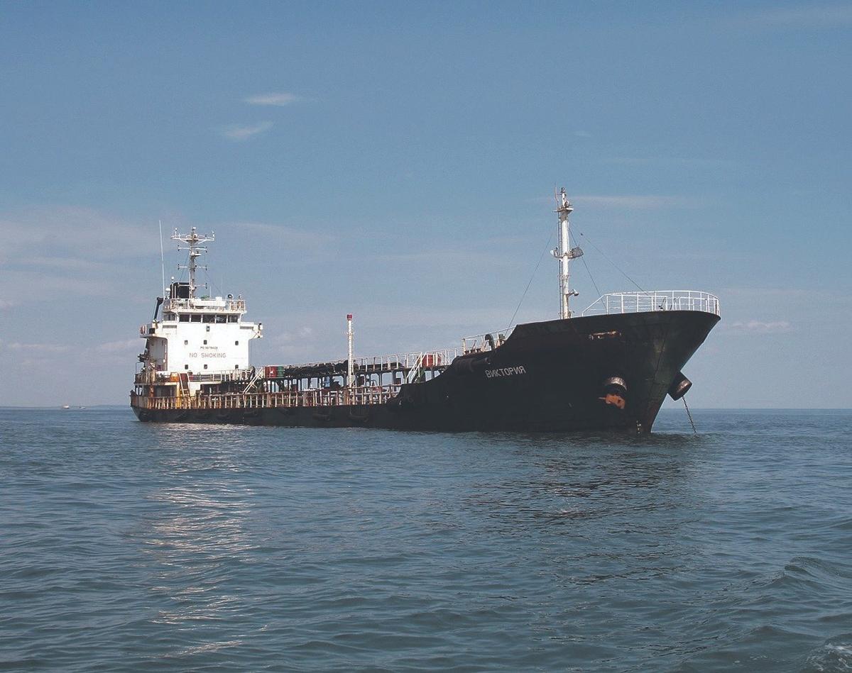 Самый старый танкер с российским флагом «Виктория». Фото: fleetphoto.ru